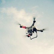 Dron DJI Phantom 2 - fotografia i kamerowanie z powietrza