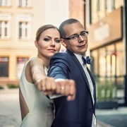 Eliza i Szymon w trakcie ślubnej sesji fotograficznej w Bydgoszczy