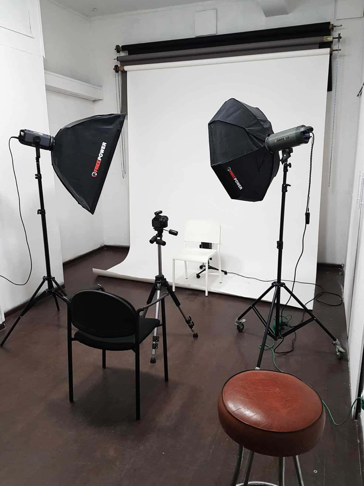 Widok na studio fotografii (jedna z dwóch komór studia)